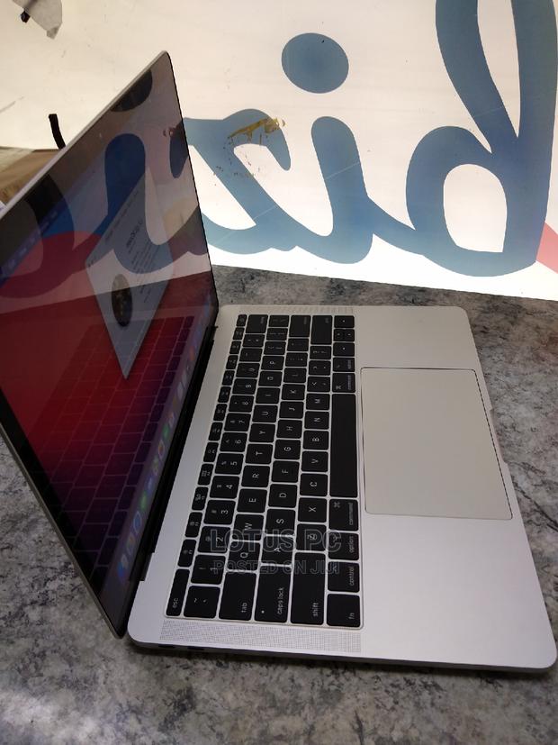 Laptop Apple MacBook 2017 16GB Intel Core I5 SSD 256GB - thumbnail 3