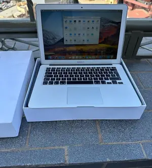 Laptop Apple MacBook Air 2017 8GB Intel Core I5 SSD 256GB