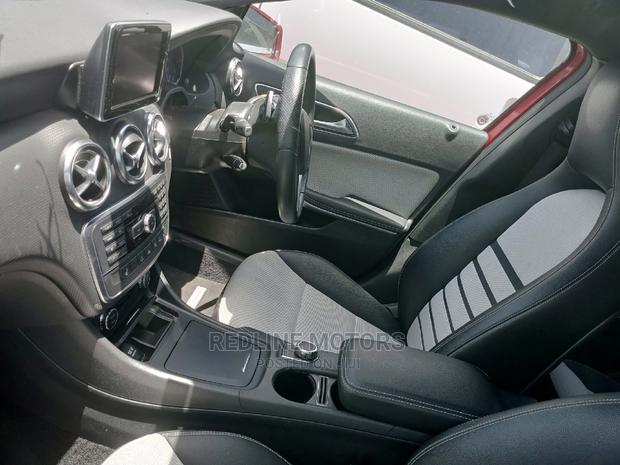 Mercedes-Benz A-Class 2016 Red - thumbnail 2