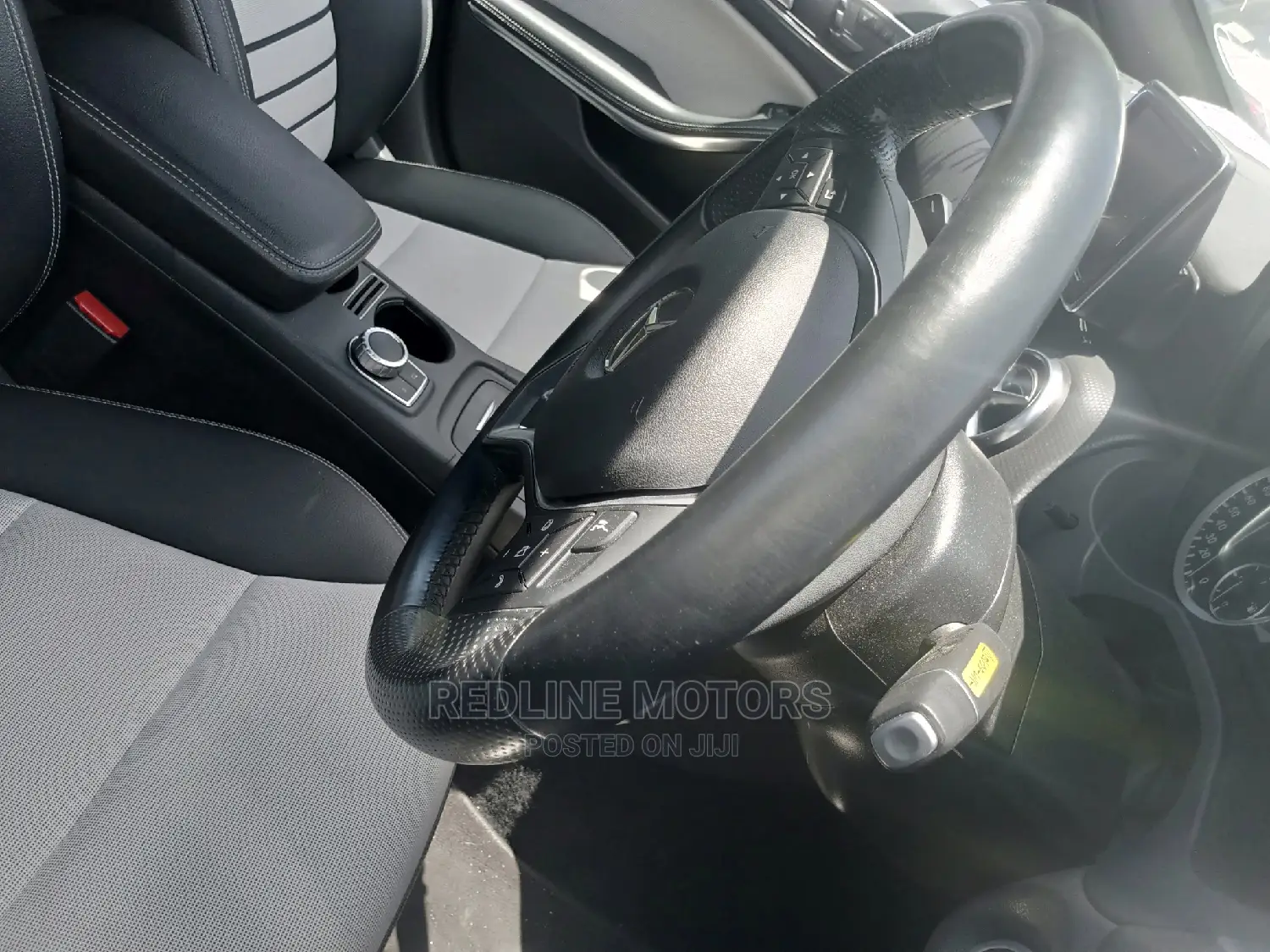 Mercedes-Benz A-Class 2016 Red