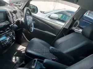 Toyota Estima 2016 Black