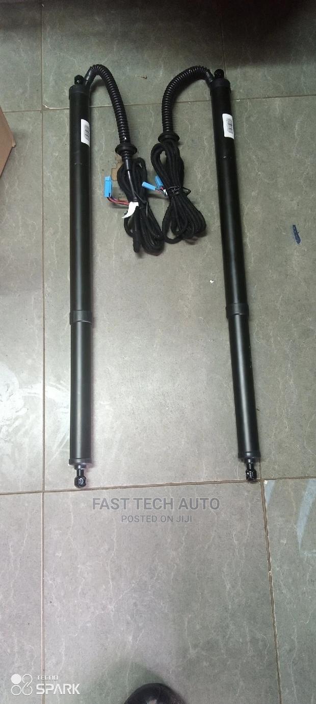 Harrier 2015 Boot Shock - main view