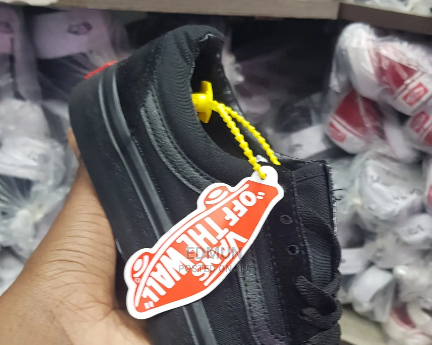 All Black Skater Van's