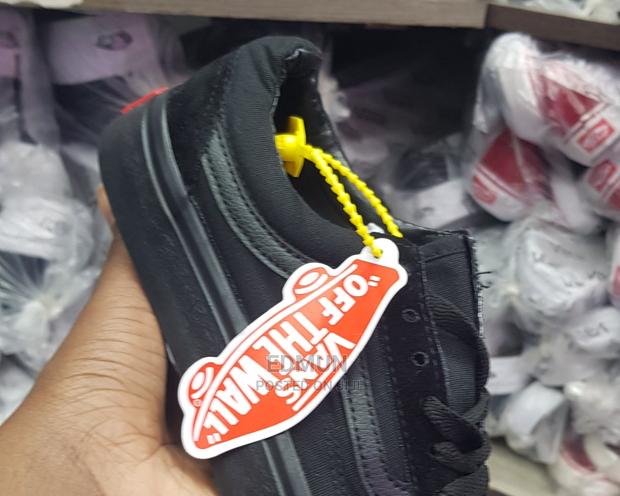 All Black Skater Van's - thumbnail 2