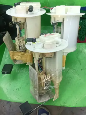 Toyota Ractis NCP120/ Vitz Jewela/Subaru Trezia Fuel Pump.