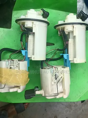 Toyota Axio/Fielder 4WD Fuel Pump
