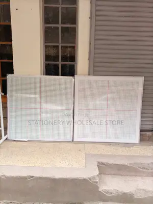 Graph/Grid Board ,4ftx4ft {120cmx120cm}