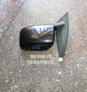 Nissan X-Trail NT31 Side Mirror