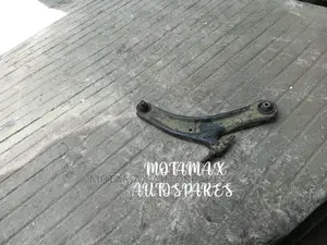 Nissan X-Trail NT31 Control Arm