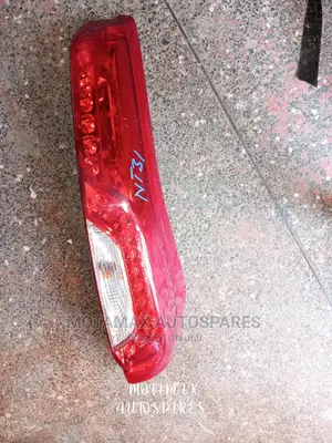 Nissan X-Trail NT31 Tail Light