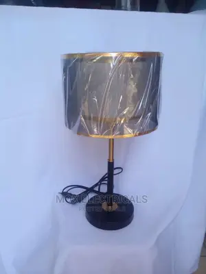 Elegant Table Lamp/Bedside Lamp