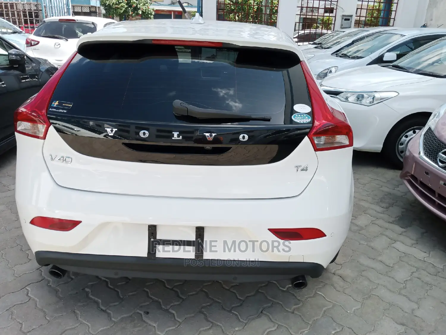 Volvo V40 2016 Pearl