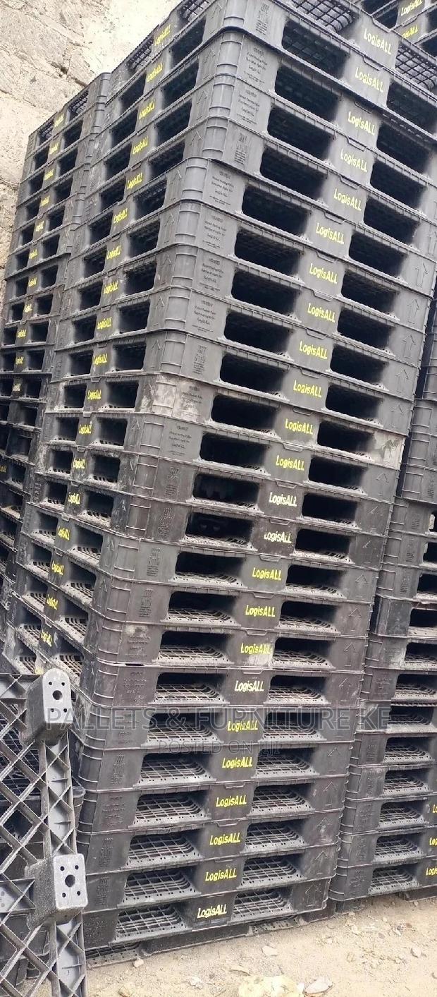 Logistical Plastic Pallets - thumbnail 6