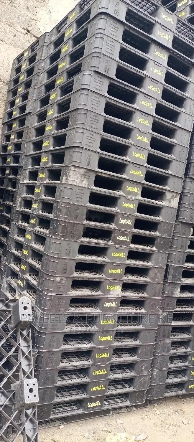 Logistical Plastic Pallets