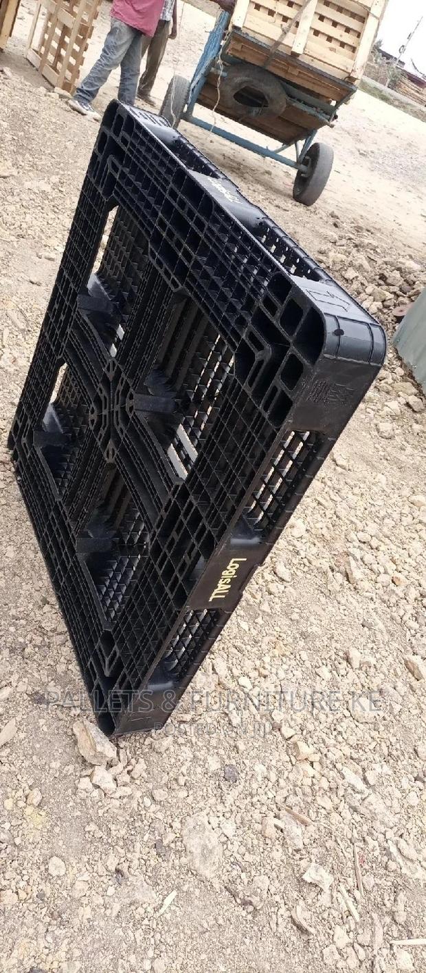 Logistical Plastic Pallets - thumbnail 8