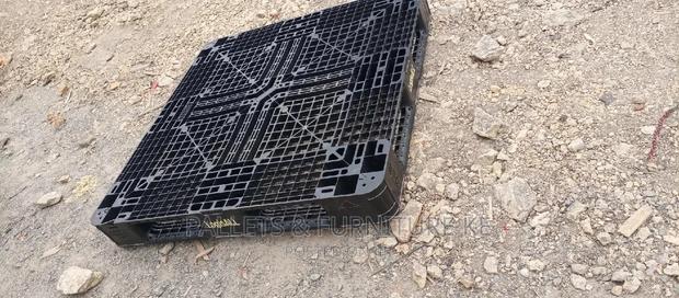 Logistical Plastic Pallets - thumbnail 3