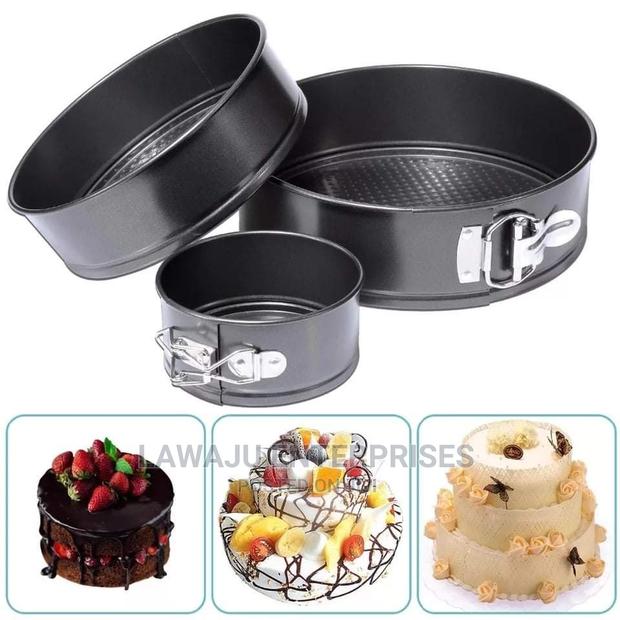 Set of 3pcs Round Shape Baking Molds