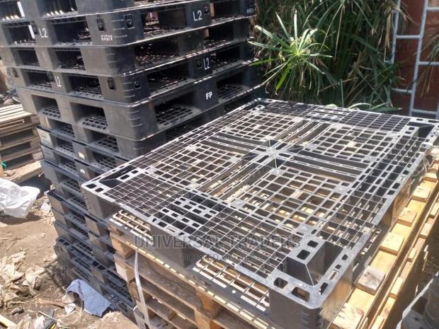 Storage Pallets - Plastic