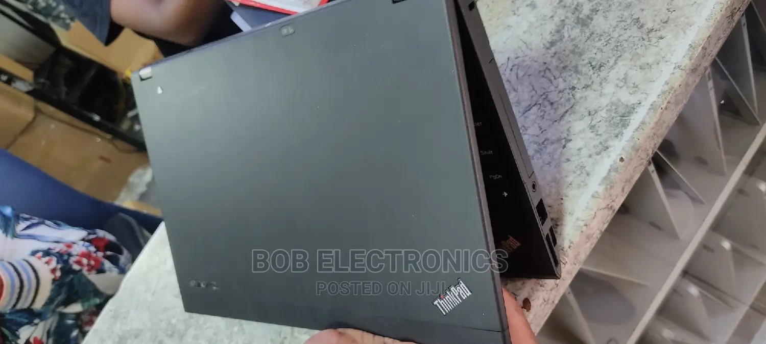 Laptop Lenovo ThinkPad X230 4GB Intel Core I5 HDD 500GB