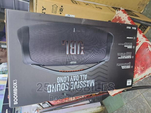 JBL Boombox 3 - main view