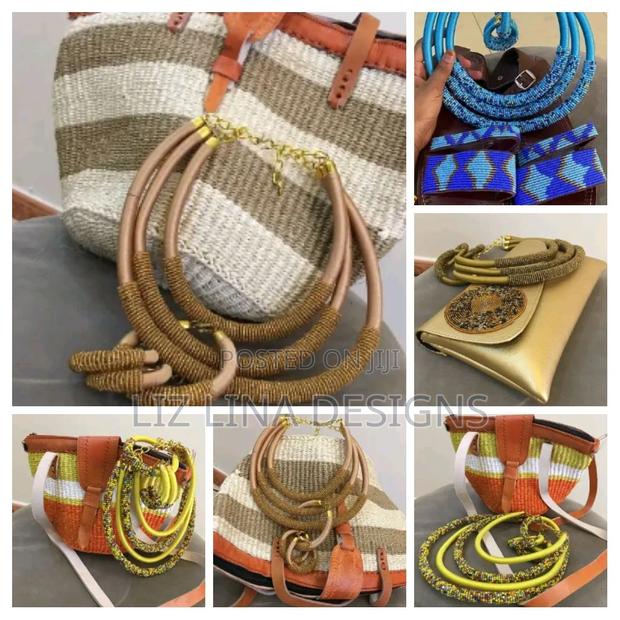 Boho Bags,Masai Fleece Blankets, Bangles and Anklets - thumbnail 8