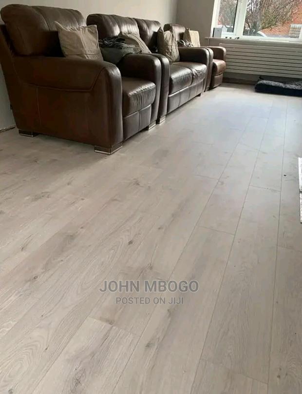 Laminate Flooring Supply - thumbnail 3