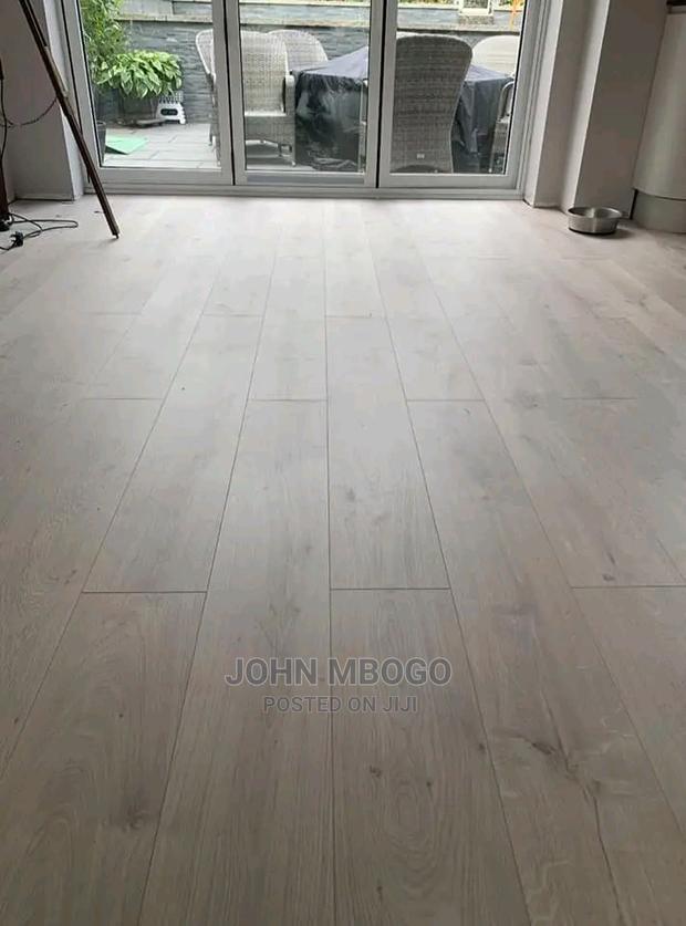 Laminate Flooring Supply - thumbnail 5