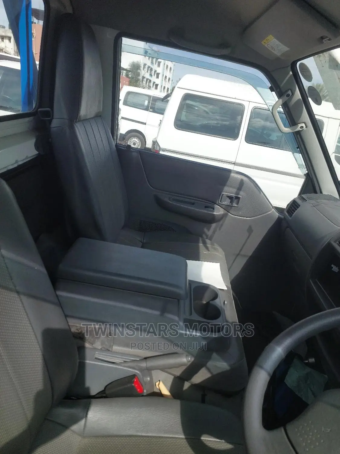 Nissan Vannete Manual Petrol