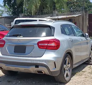 Mercedes-Benz GLA 250 2016 Silver