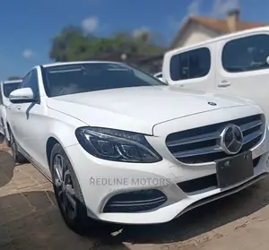 Mercedes-Benz C200 2017 Pearl