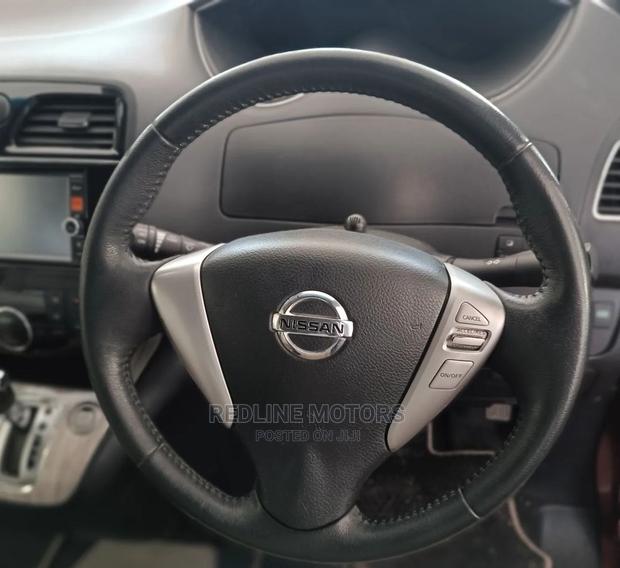 Nissan Serena 2016 Red - thumbnail 2