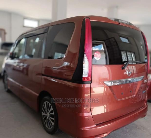 Nissan Serena 2016 Red - thumbnail 3