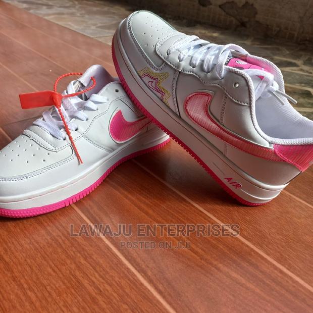 Ladies Nike Sneakers - Size 39