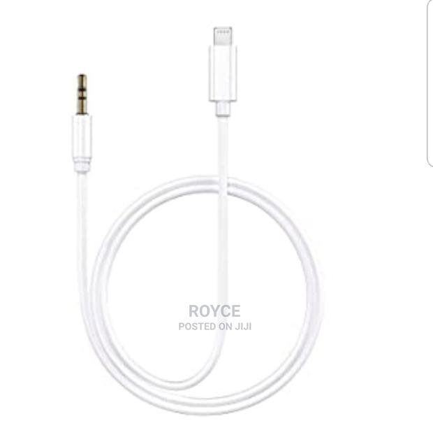 Lightning 3.5mm Audio Extension Cable - thumbnail 2