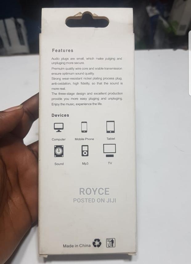 Lightning 3.5mm Audio Extension Cable - thumbnail 4