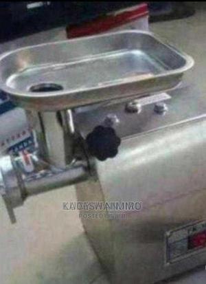 Heavy Duty M8 Meat Mincer - thumbnail 2