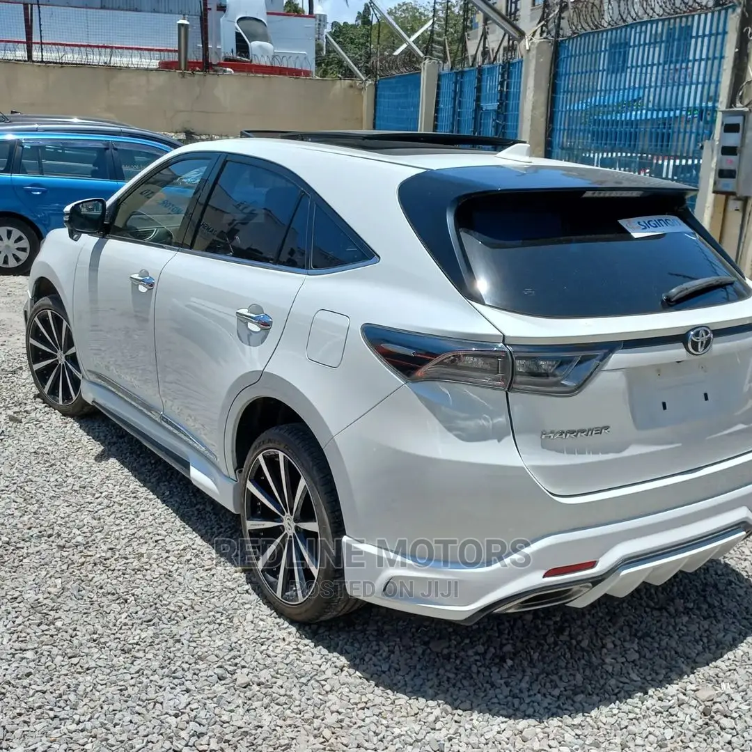 Toyota Harrier 2017 Pearl