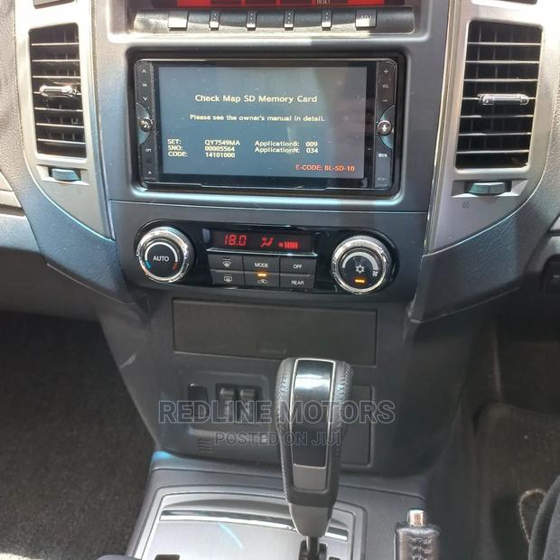 Mitsubishi Pajero 2017 Gray - thumbnail 2