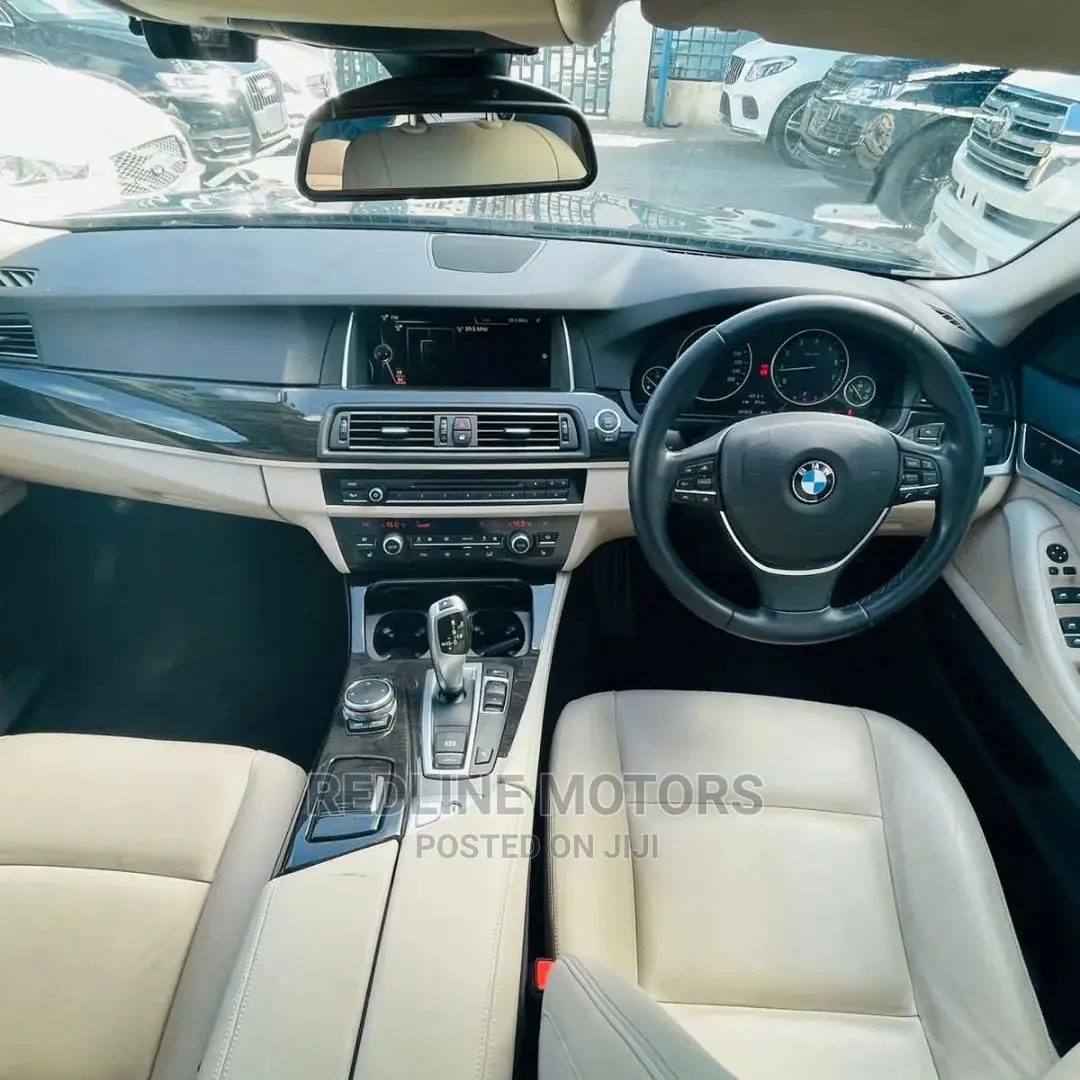BMW 523i 2016 Black