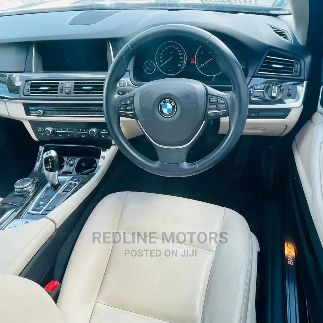 BMW 523i 2016 Black