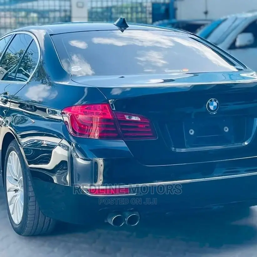 BMW 523i 2016 Black