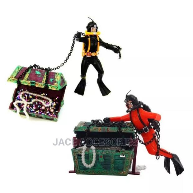 Resin Diveman Treasure Hunting Decor - thumbnail 3