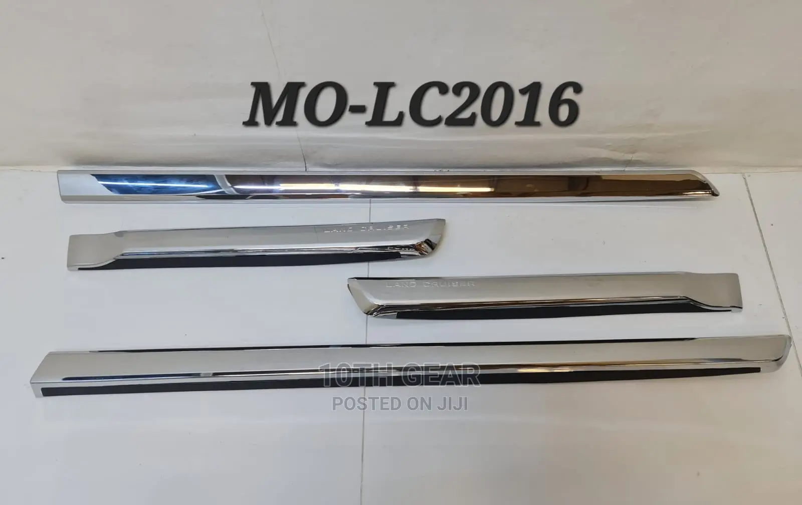 Landcruiser 200 Series Moulding Chrome Door Moulding Set