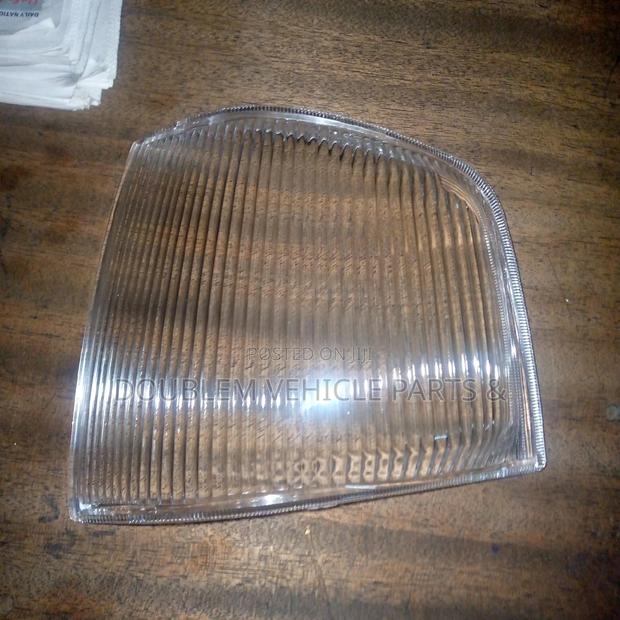 Corner Lens Nissan Vanette/Mazda Bongo