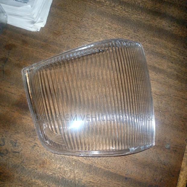 Corner Lens Nissan Vanette/Mazda Bongo - thumbnail 2