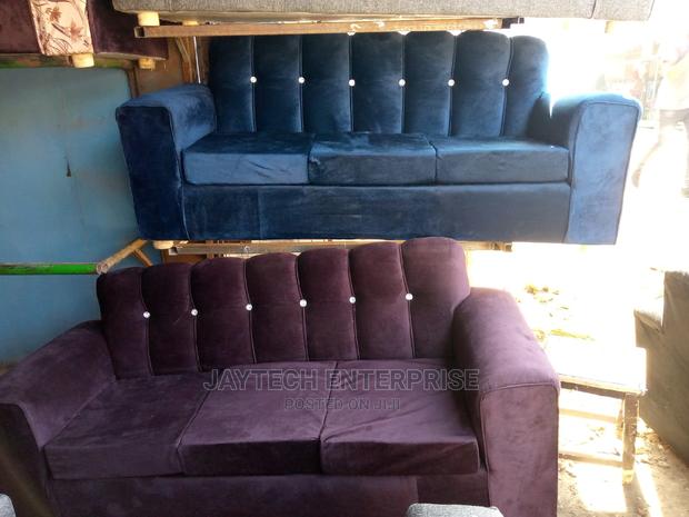 New 3 Seater Sofa - thumbnail 2