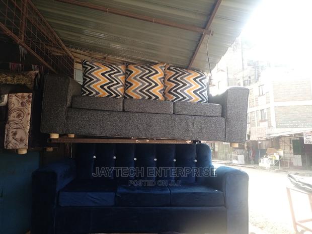 New 3 Seater Sofa - thumbnail 2