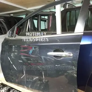 Nissan Sylphy TB17 Front Door