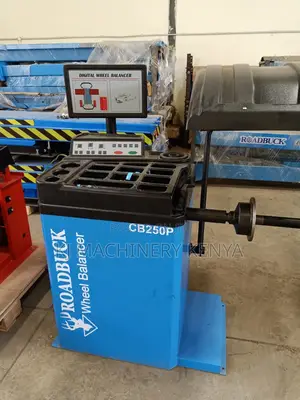 Italian Car Wheel Balancer - CB250P