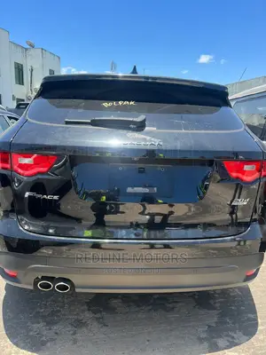 Jaguar F-Pace 2017 Black